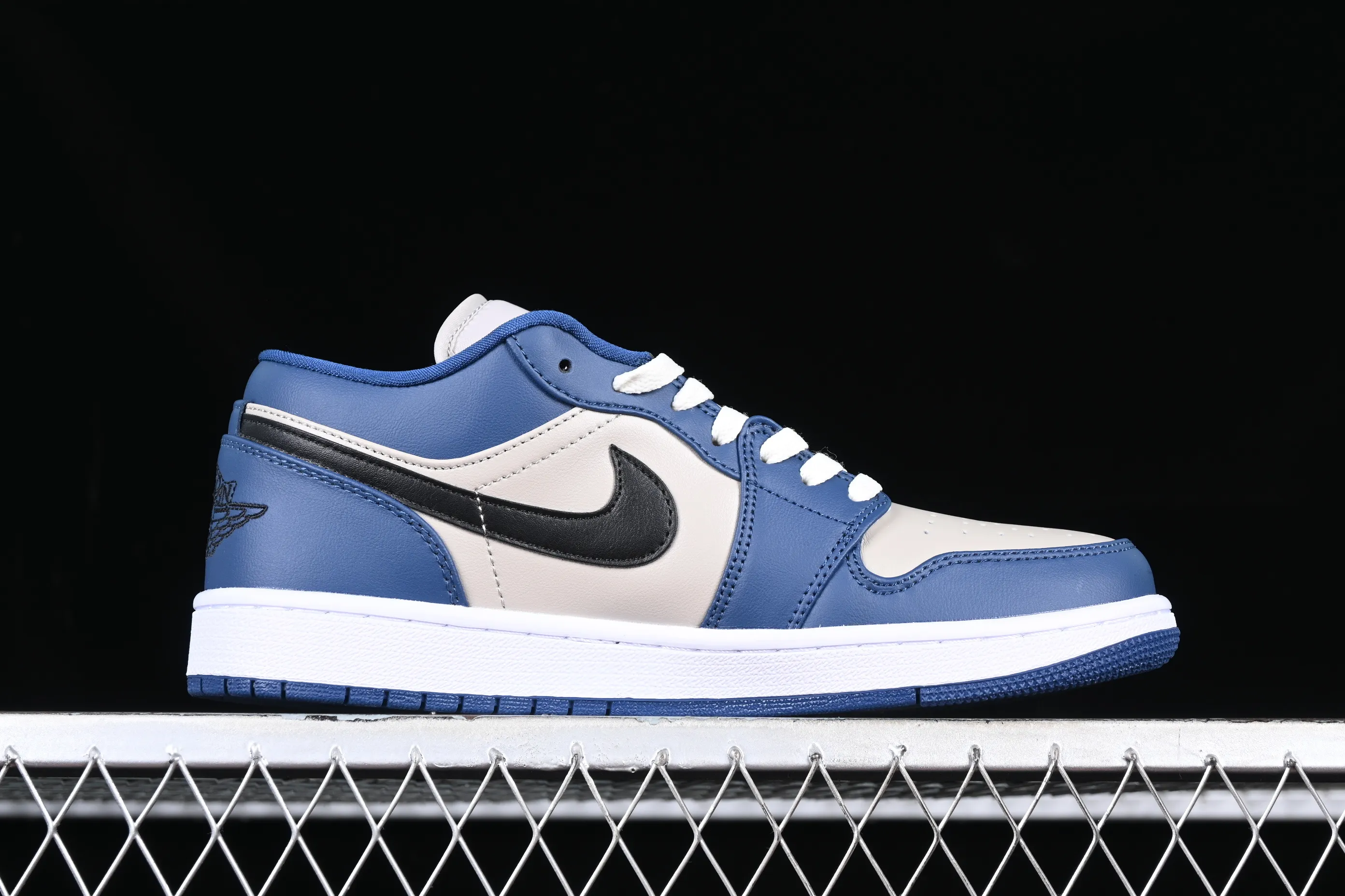 All categories Air Jordan Jordan series basketball shoes Air Jordan 1 Low Z version Air Jordan 1 Low "Georgetown" AJ1 Joe 1 Georgetown low-top cultural and casual sneakers DC0774-402